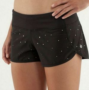 Lululemon Star constellations Speed Up Shorts 2.5 inseam